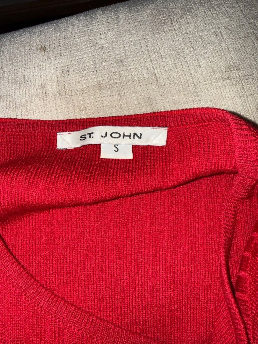 St. John Womens Red Knit Short Sleeve Top Size S - Picture 4 of 4